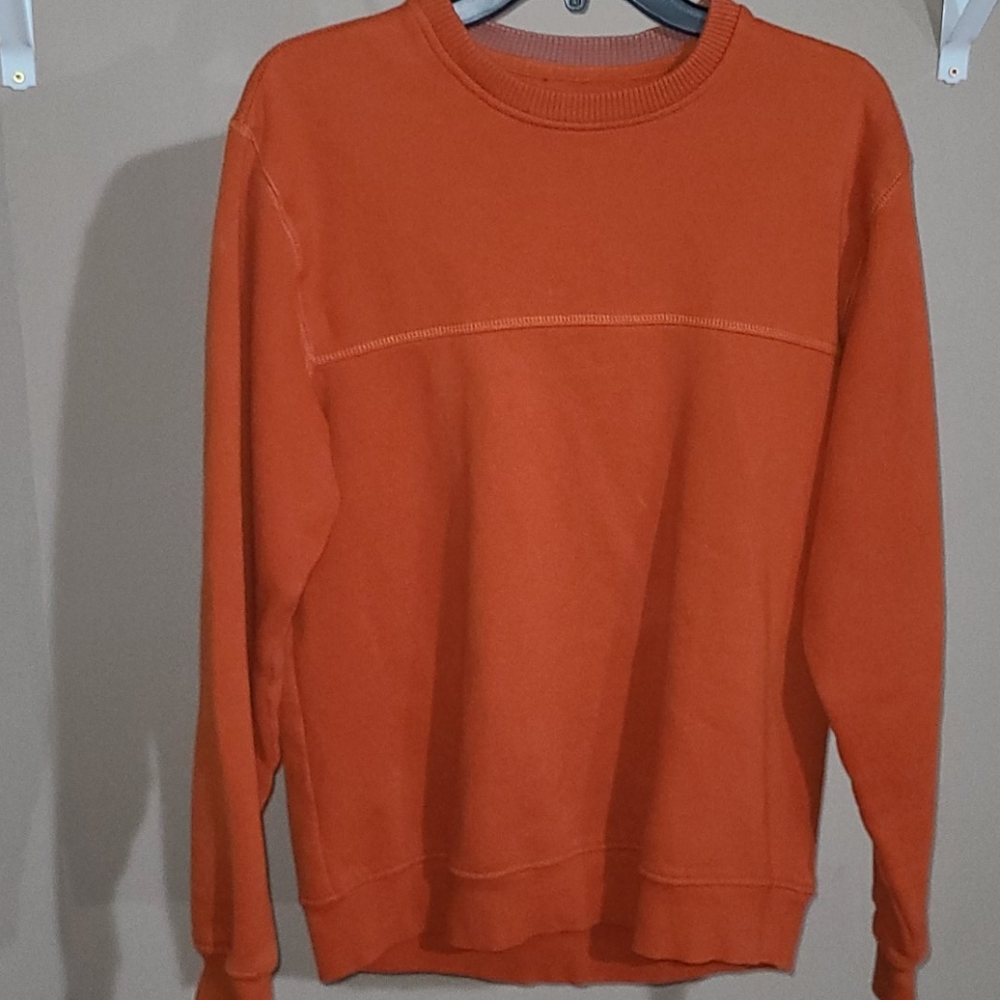 VanHeusen Sweatshirt, Size Medium